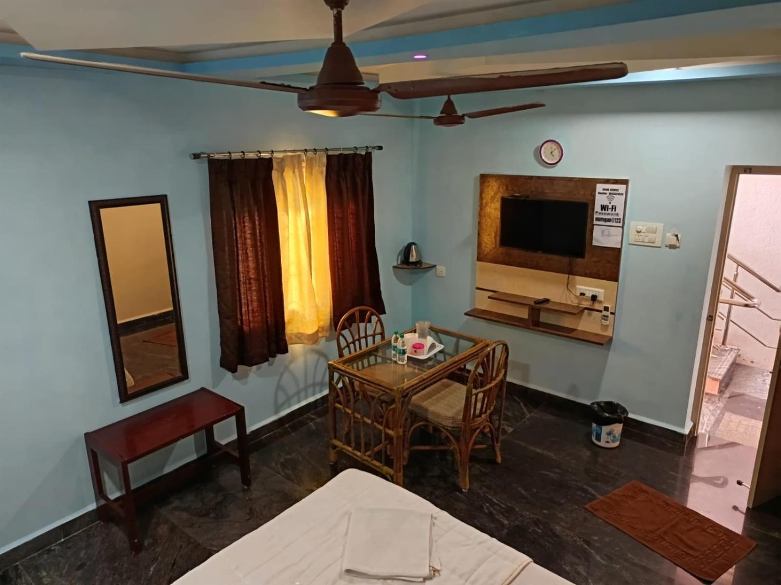 Sri Murugan Beach Paradise Hotel Mahabalipuram Exterior photo