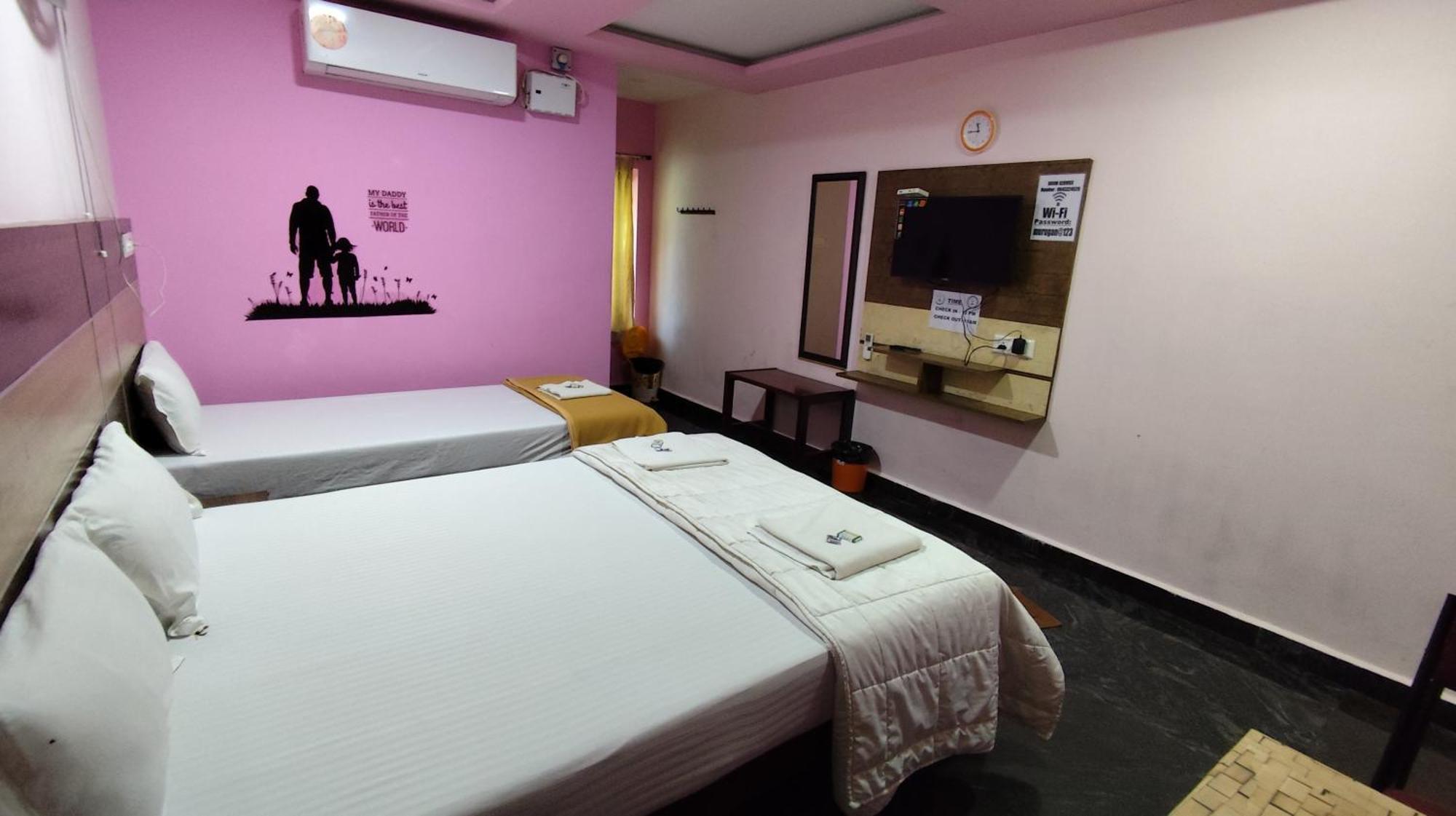 Sri Murugan Beach Paradise Hotel Mahabalipuram Exterior photo
