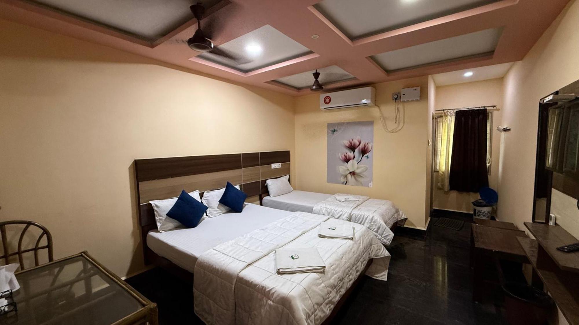 Sri Murugan Beach Paradise Hotel Mahabalipuram Exterior photo
