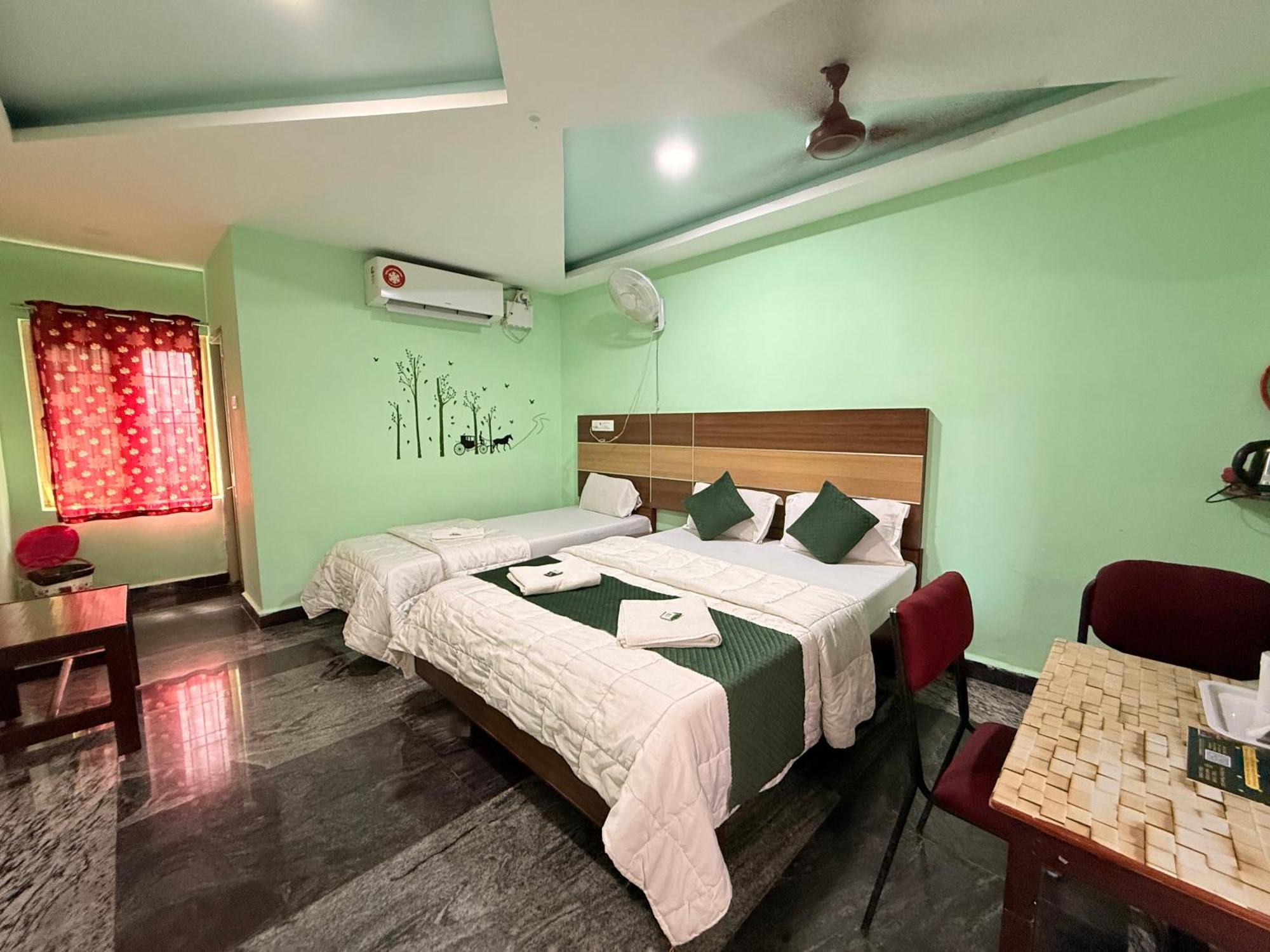 Sri Murugan Beach Paradise Hotel Mahabalipuram Exterior photo
